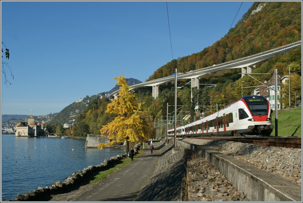 Ein Flirt erreicht in K�rze Villeneuve. 
30. Okt. 2012