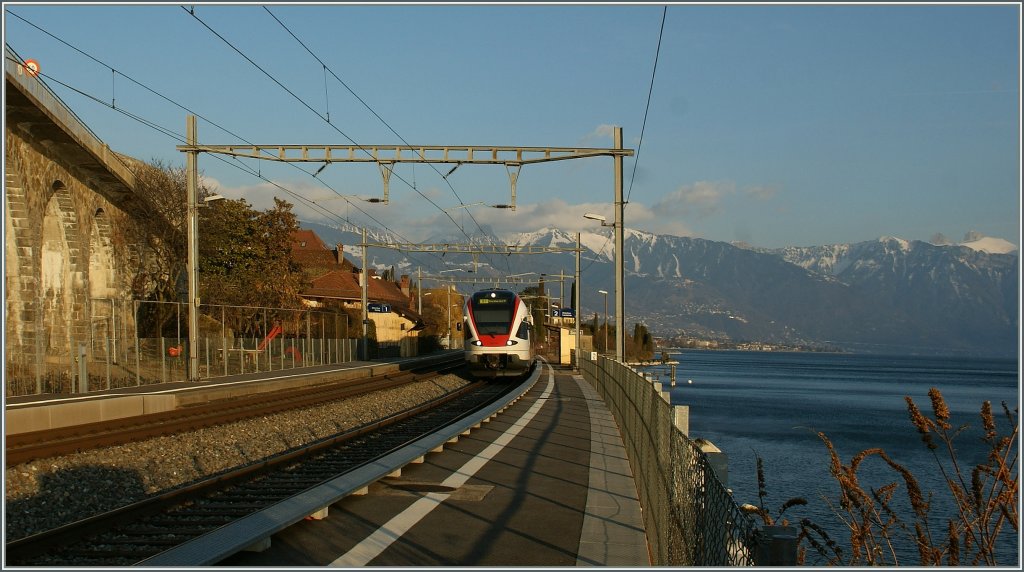 Ein FLIRT in St-Saphorin.
11.03.2012