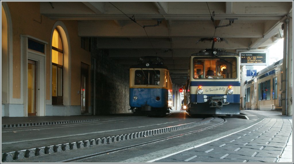 Generationentreffen von Rochers de Naye Bahn Triebwagen in Montreux.
12. Jan. 2012