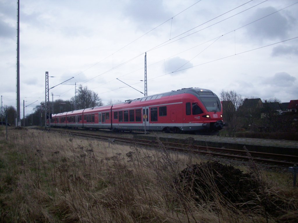 RE9 in Sassnitz in Richtung Lietzow am 01.04.2012