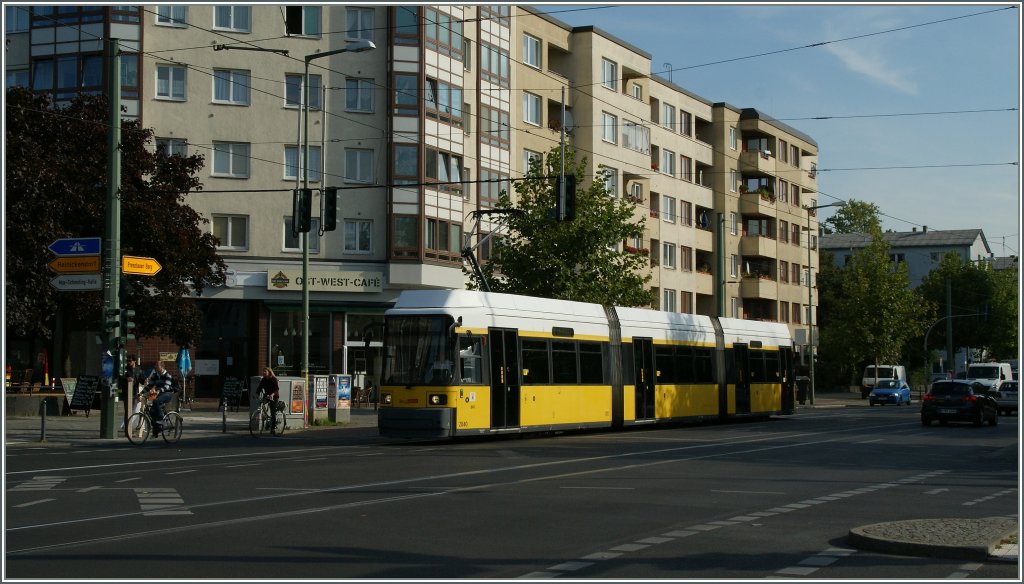 Strassenbahn in der Bornholmer Strasse.
Berlin, den 17. Sept. 2012 