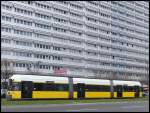 Stra�enbahn der BVG in Berlin.